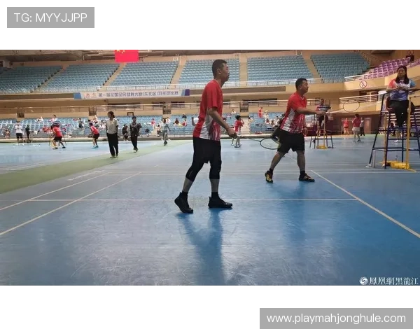 讷河市全民健身羽毛球比赛选手:氛围好,能与全市高手切磋过瘾 讷河市全民健身羽毛球比赛选手:氛围好,能与全市高手切磋过瘾